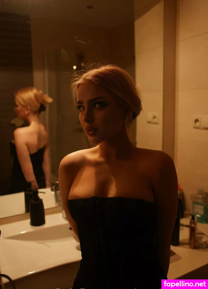 angie_explod, angie_ha Nude Leaked OnlyFans Photo #37djw84nve