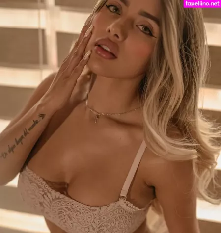 Angie Marin OnlyFans Thumbnail #eq9tEt3j33