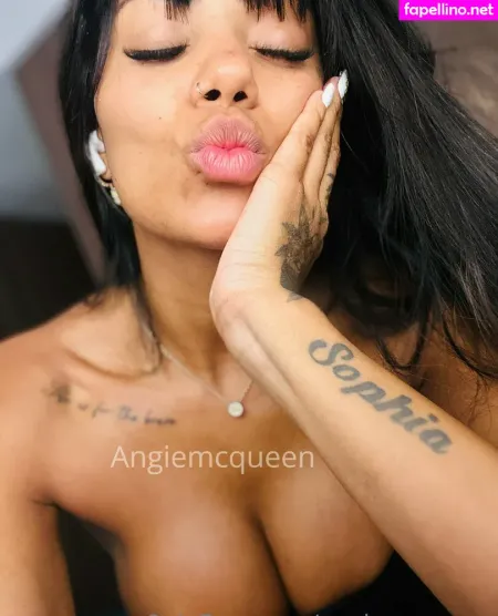 Angie Mcqueen OnlyFans Thumbnail #iGNxfFSf0F
