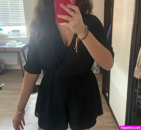 Angie Rbei OnlyFans Thumbnail #2xvQ3MlWhm