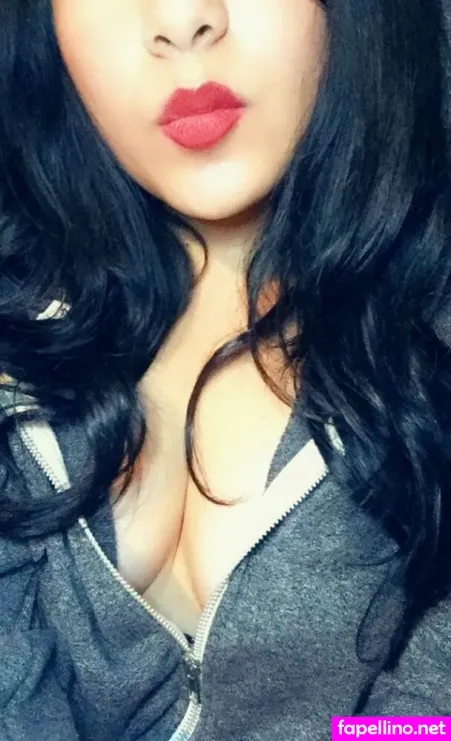 Angie Rmz OnlyFans Thumbnail #5Q1ZbTFdWs