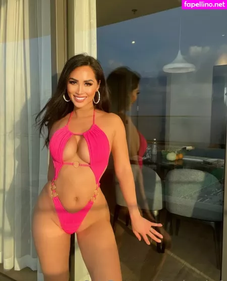 Angie Vuha OnlyFans Thumbnail #miUWg24nw3