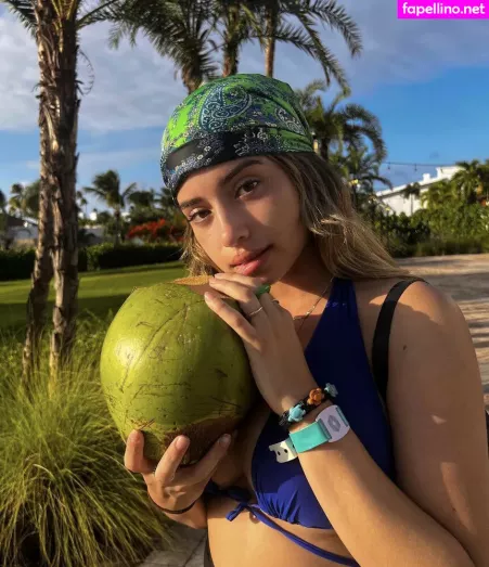 Angieespinozzza OnlyFans Thumbnail #s0IH33NDOO