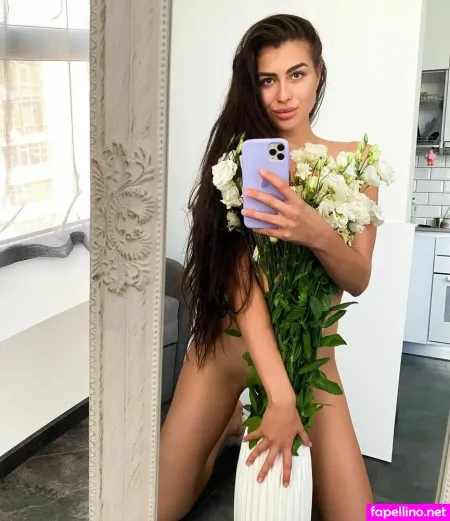 Ani Romanova OnlyFans Thumbnail #fkzPMJm3yy