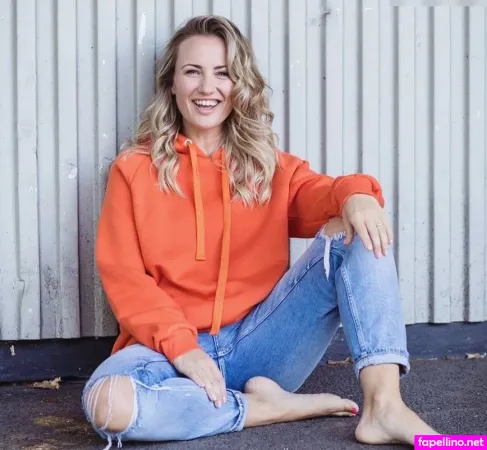 Ania Niedick OnlyFans Thumbnail #oMhCxWJxmR