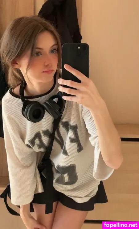 Ania Shtosell OnlyFans Thumbnail #fs7oX0vym1