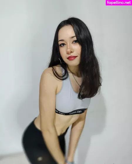 Aniaross OnlyFans Thumbnail #uzqjiyjrDD