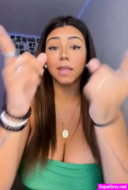 Anias Molina OnlyFans Thumbnail #XdoWMLuv2u