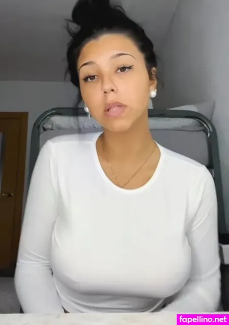 Anias Molina OnlyFans Thumbnail #qoJbbYrX6s