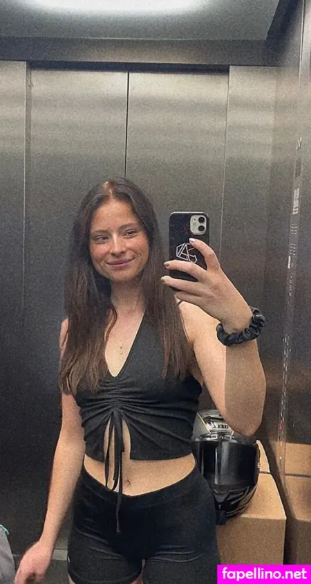 Anica Zimmermann OnlyFans Thumbnail #WFNUMlTNWB