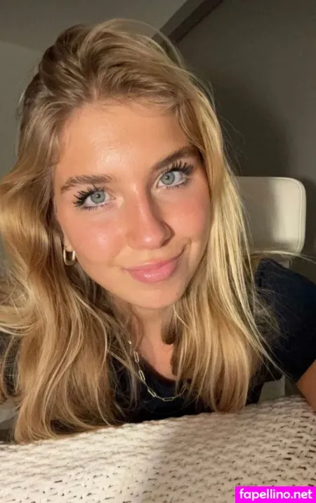 Aniela Leon OnlyFans Thumbnail #pcoBrL6oR9