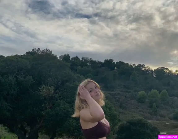 Anika Grace OnlyFans Thumbnail #TxNAaaneXJ