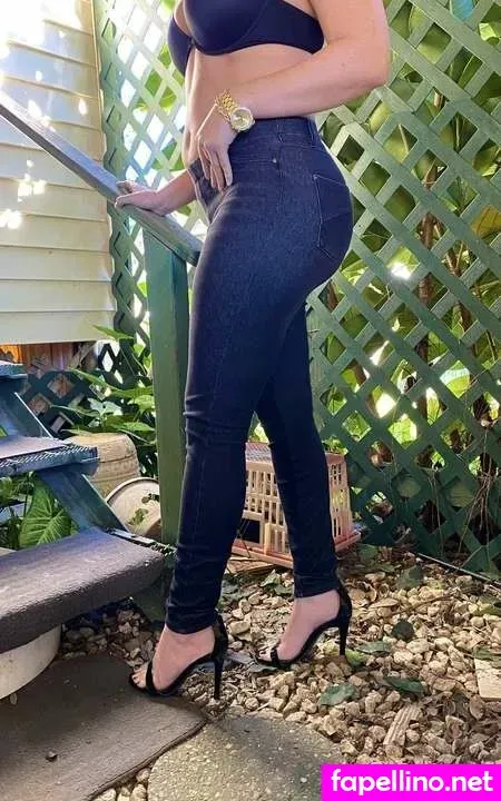 Anika Minkov OnlyFans Thumbnail #QHg02nvDqC