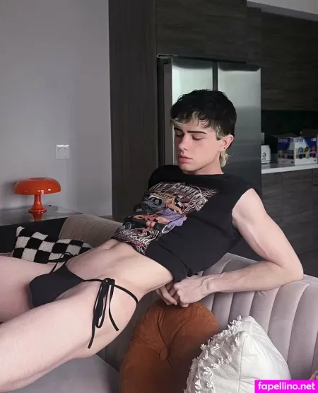 Animecole OnlyFans Thumbnail #CkfPPzNiTP