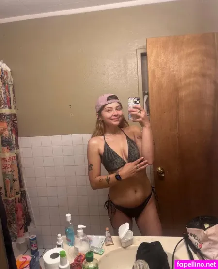 Animegirll OnlyFans Thumbnail #zRFrMBSMWw