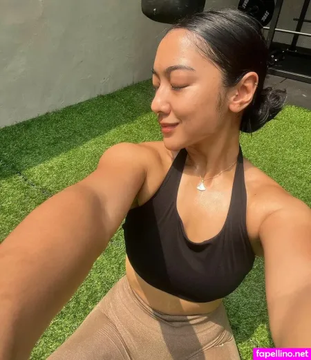 Anindita Hidayat OnlyFans Thumbnail #y7ZzQ6fEp7