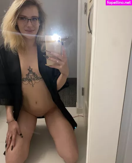 Anistonbleu OnlyFans Thumbnail #q3IjnBrtHK