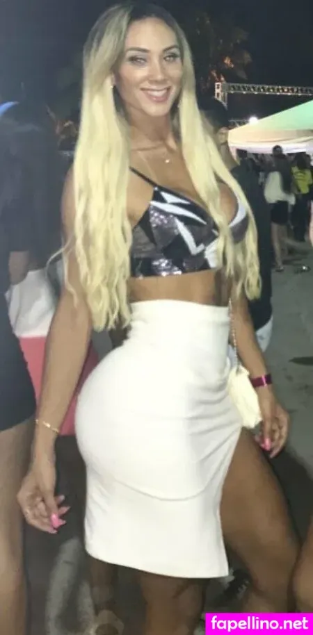 Anita Evelyn OnlyFans Thumbnail #QBDh0sLxe7