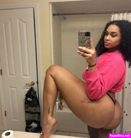 Anitaisabella OnlyFans Thumbnail #Q9MzztrDXS