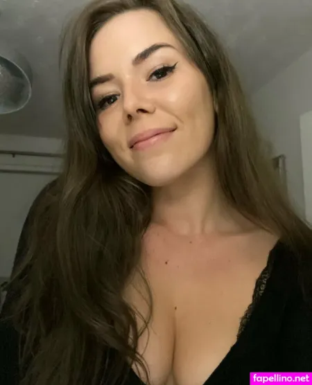 Anitkaaa OnlyFans Thumbnail #rY1ODgc6Bh