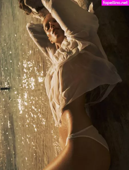 Anja Rubik OnlyFans Thumbnail #UM766HunVX