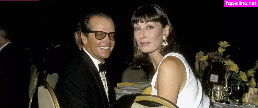 Anjelica Huston OnlyFans Thumbnail #Z5xtwB33Hy