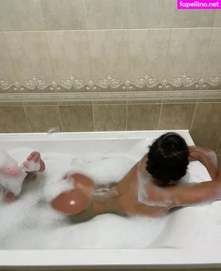 Ann Bucks OnlyFans Thumbnail #ZWeWig7tOE