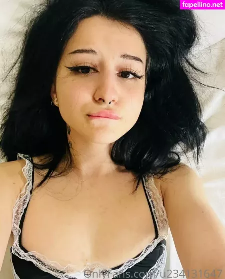 Ann D Voure OnlyFans Thumbnail #INMbPktWhK