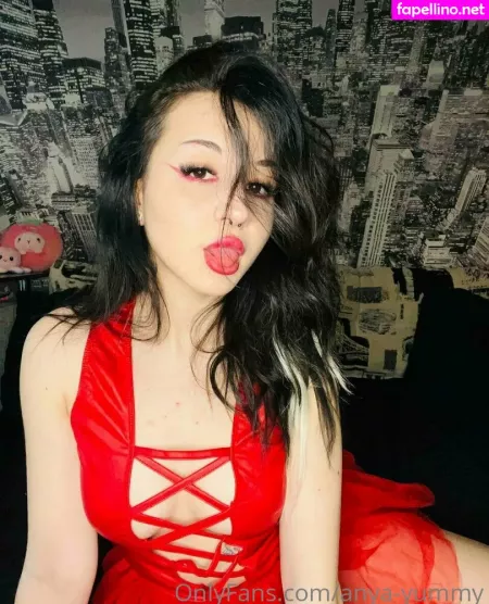 Ann D Voure OnlyFans Thumbnail #KucKh0BRXD