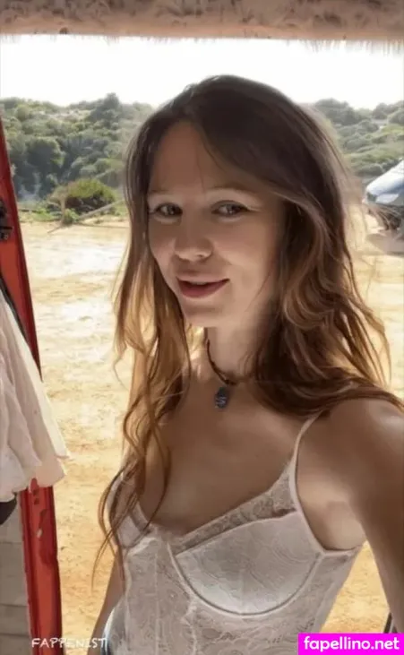 Ann Kathrin Bendixen OnlyFans Thumbnail #VleaFlXtru