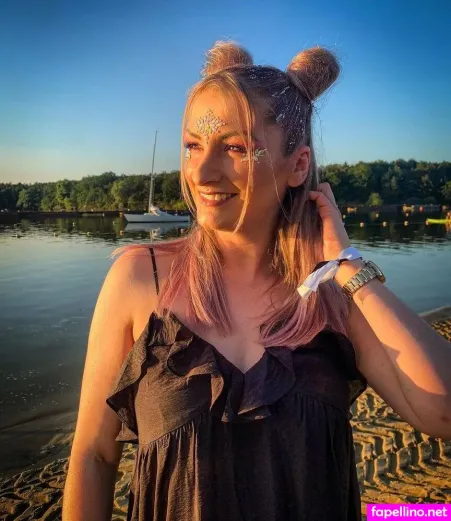 Ann Kathrin Krgel Radiomdchen OnlyFans Thumbnail #Wy5DH7rLdZ