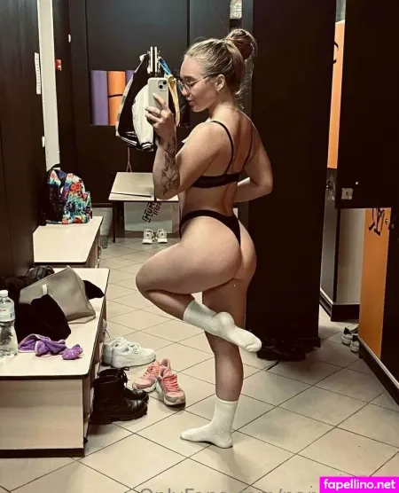 Ann Secret 1 OnlyFans Thumbnail #OufCkEqyeU