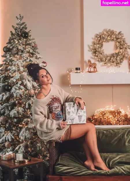 Ann Shakhovskaya OnlyFans Thumbnail #CPuzhRcyFr