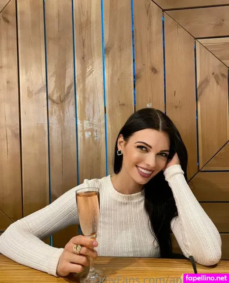 Ann Trainer OnlyFans Thumbnail #P6qtYkCo9F