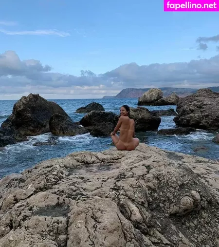 Anna Adamovich OnlyFans Thumbnail #Xh2pGOnP9M