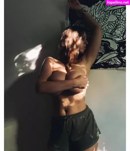 Anna Andreevna OnlyFans Thumbnail #S094AlITUE