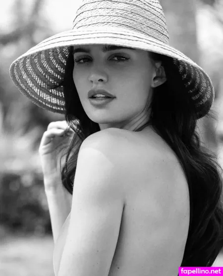 Anna Andres OnlyFans Thumbnail #UGkEwnDAx0