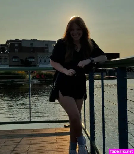 Anna Annadabbadoo OnlyFans Thumbnail #DIwsUpzux0