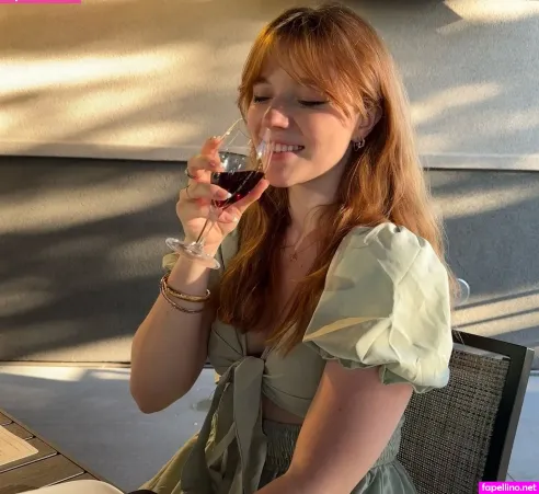 Anna Annadabbadoo OnlyFans Thumbnail #aP1GLNlwOG