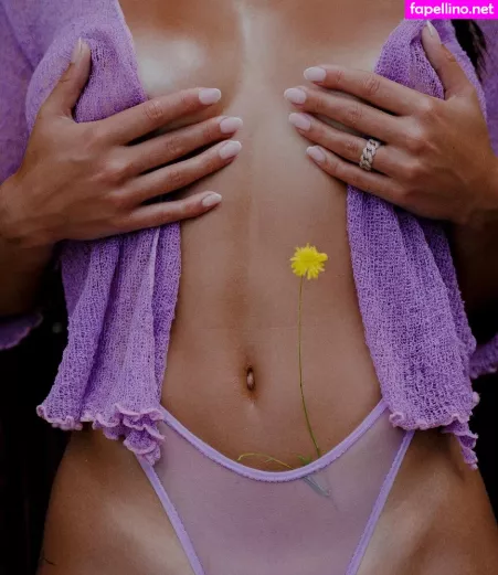 Anna Arevalo OnlyFans Thumbnail #4x09eIqxgE