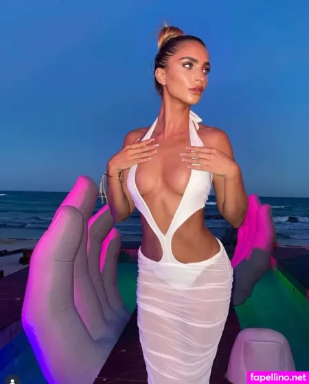 Anna Asatiani OnlyFans Thumbnail #48gJYWygvl