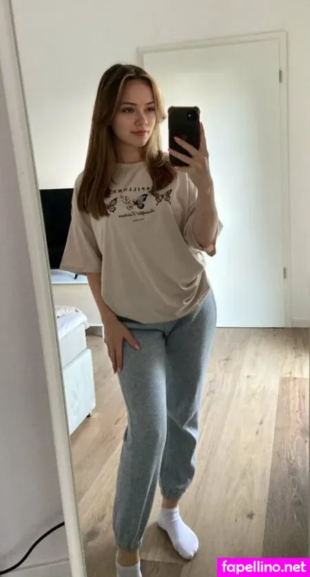 Anna Baum OnlyFans Thumbnail #NGPTY4asim