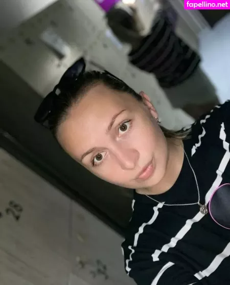 Anna Bellla OnlyFans Thumbnail #W8YocrcGgU