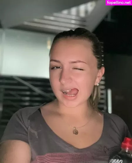 Anna Bellla OnlyFans Thumbnail #eHD8pyoU6J