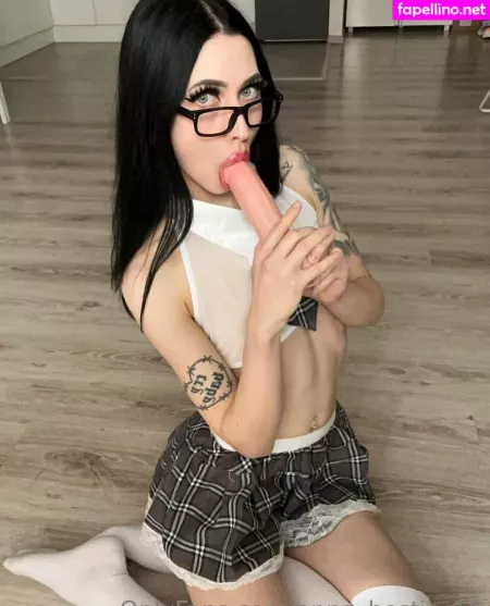 Anna Bestie 18 OnlyFans Thumbnail #49RfL0wAwc