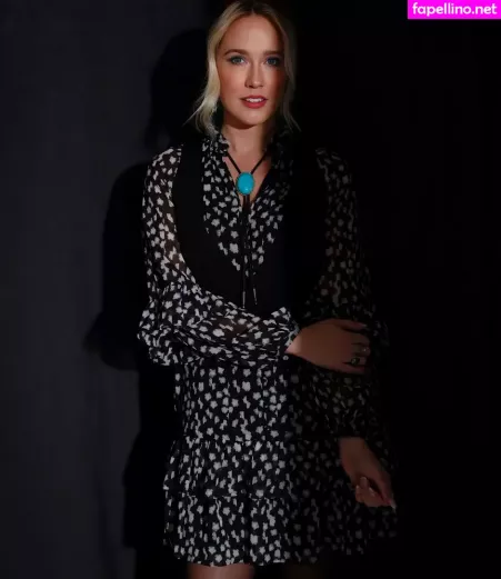 Anna Camp OnlyFans Thumbnail #lIyybaIXCD