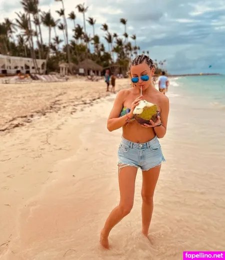 Anna Carina Woitschack OnlyFans Thumbnail #qiHXOapxE3