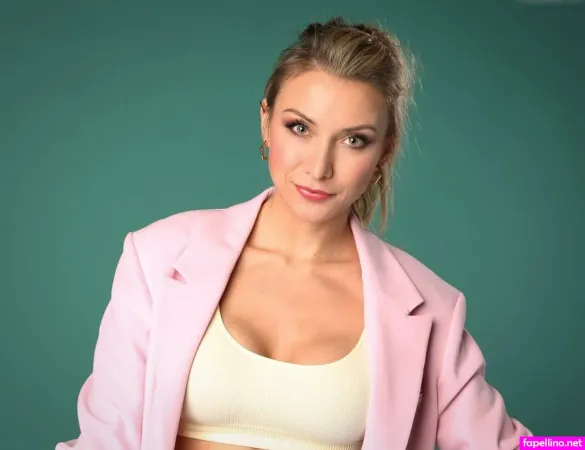 Anna Carina Woitschack OnlyFans Thumbnail #wc2mPkPvmg