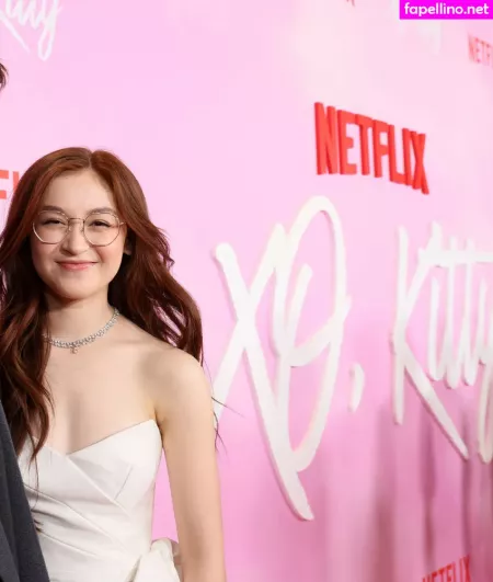 Anna Cathcart OnlyFans Thumbnail #g8O49H7ago