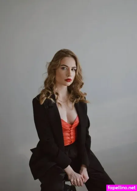 Anna Cherry OnlyFans Thumbnail #2UzmjkndnE